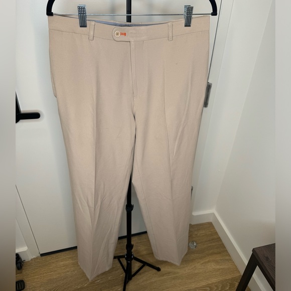 Peter Millar Element Tech Khaki Pants - 32x32 - worn only a couple times. - Picture 4 of 4